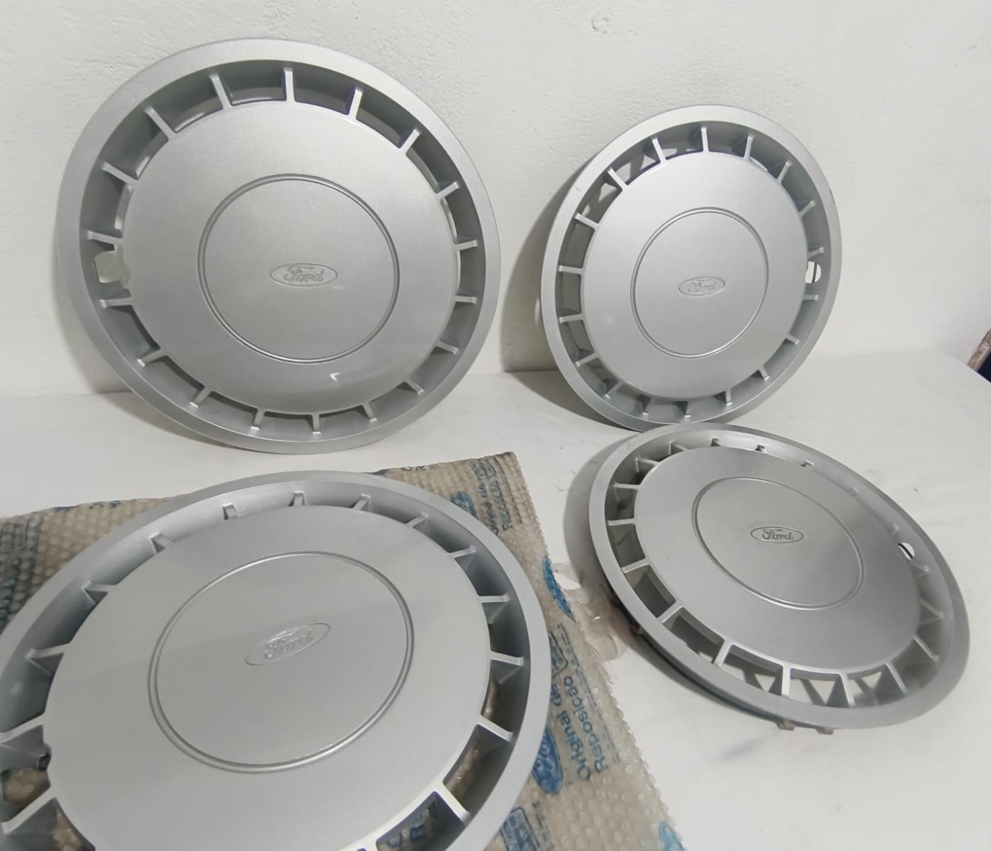 Calotas Del Rei Escort Corcel 2 Original Ford